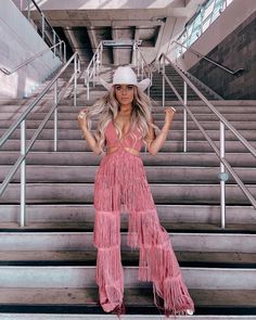 Cute Country Concert Outfits, Meghan Patrick, Cowgirl Outfits Party, Country Concert Outfits, Nfr Fashion, Cowgirl Style Outfits, Cute Country, Country Style Outfits