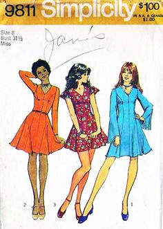 1971 Misses' PRINCESS style DRESS Pattern 9811 Vintage Sewing Patterns 1970s, 70s Mode, Style Dress Patterns, Party Dresses With Sleeves, Beautiful Party Dresses, Princess Seam Dress, Girl Dress Pattern