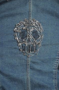 Safety Pin Clothes Punk, Designs With Safety Pins, Clothes With Safety Pins, Punk Safety Pins Fashion, Safety Pin Clothing, Safety Pin Design Ideas, Safety Pin Art On Clothes, Safety Pins Fashion Clothes, Safety Pin Accessories