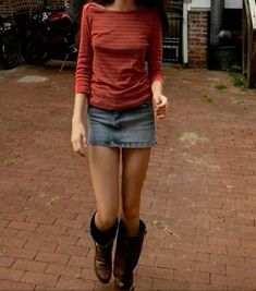 Innocent Outfit Aesthetic, Halloween Hairstyles For Women, Halloween Hairstyle, Thrift Style, Oc California, Halloween Hairstyles, Cooler Style, Autumn Fits, Easy Hairstyle