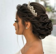 Simple Bridal Hairstyle, Reception Hairstyles, Indian Wedding Hairstyles, Quince Hairstyles, Wedding Hairstyles For Long Hair