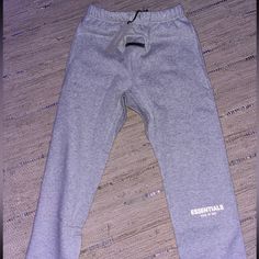 Brand New Size Small Gray Trousers For Loungewear, Gray Athleisure Long Pants, Gray Athleisure Trousers, Gray Full-length Joggers For Streetwear, Sporty Gray Straight Pants, Gray Sporty Straight Leg Joggers, Gray Athleisure Pants With Straight Leg, Gray Sporty Straight Joggers, Gray Straight Leg Sweatpants For Spring