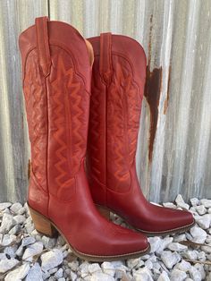 Zig Zag Embroidery, High Cowboy Boots, Red Suede Boots, Red Cowgirl Boots, Brown Cowgirl Boots, Country Colors, Cute Cowgirl Boots, Boot Scootin Boogie, Brown Sand