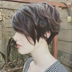 Wavy Brunette Pixie with Fringe Black Lowlights, Longer Pixie Haircut, Edgy Pixie Cuts, Pixie Bob Haircut, Edgy Pixie, Short Hairstyles For Thick Hair, Short Pixie Haircuts, Short Pixie Cut, Short Hairstyle