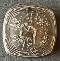 Vtg 1920's Djer-Kiss Kerkoff Kissing Fairies Powder Mirror Compact Art Nouveau | eBay Djer Kiss, Compact Art, 1920 Art, 1920 Art Deco, Maxfield Parrish, Mirror Compact, Half Dolls, Silver Caps, 1920s Art