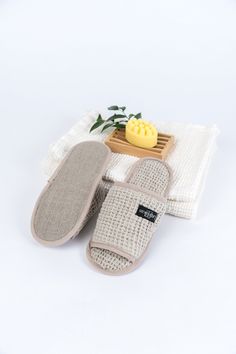 Waffle linen indoor slippers a great gift for your loved ones or yourself. You will feel barefoot, but stay comfortable and warm with these linen slippers. Washed and softened linen allows these slippers to absorb large amounts of moisture. Enjoy linen slippers in your bathroom or sauna. Linen slippers are super lightweight and flexible making them perfect for travel and storage. You can easily use them as disposable travel, hotel or guest slippers. Slipper soles are made out of 100% linen fabri Beige Non-slip Slippers For Indoor, Beige Non-slip Indoor Slippers, Comfortable Open Toe Slippers In Natural Color, Comfortable Open Toe Natural Slippers, Bath Slippers, Guest Slippers, Hotel Slippers, Linen Slippers, Spa Slippers