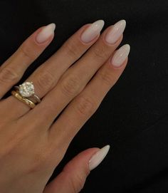 Milky Nails, Smink Inspiration, Classic Nails, Almond Acrylic Nails, Clean Nails, Manicure Y Pedicure