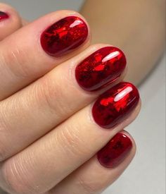 September Red Nails, Nail Inspo Dark, Red Sparkly Nails, Eye Nail Art, Christmas Gel Nails, Red Nail, Popular Nails, Foil Nails, Holographic Nails