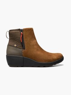 Vista Rugged Zip Women's Casual Boots Casual Boots | Bogsfootwear.com Bogs Boots, Womens Casual Boots, Garden Boots, Men’s Boots, Boots Casual, Kids Boots, Wedge Boots, Waterproof Boots, Shoes And Boots