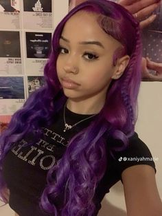 One Purple Streak In Hair, Partly Dyed Hair Ideas, Lavender Hair Black Women, Two Tone Purple Hair, Dyed Purple Hair, Purple Hair Black Women, Light Purple Hair Dye, Blonde And Purple Hair, Hairstyles With Color