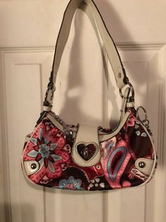 Aesthetic Bags, Girly Bags, Girls Purse, Vintage Purses, Pretty Bags, Cute Purses, Cute Bags, Mode Vintage, Balenciaga City Bag