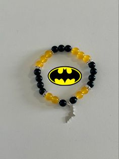 Batman Bracelet Bead, Batman Matching Bracelets, Bracelet Ideas Matching, Superman Bracelet, Batman Bracelet, Spiderman Bracelet, Character Bracelets, Superhero Bracelets