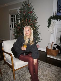 Festive holiday outfit inspo cherry red tights knit pumps christmas 90s Christmas Outfit Women, Wine Aunt Outfits, Trendy Christmas Outfits 2024, Christmas Shopping Outfit Ideas, Christmas Outfit Poses, Christmas Soiree Outfit, Luxury Christmas Outfit, All Maroon Outfit, Red Tights Outfit Christmas