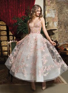 Evening Dress Short, Feminine Wedding, Dresses Beautiful, Evening Dresses Short, Tea Length Wedding Dress, Short Homecoming Dress, Tea Length Dresses, Gown Wedding