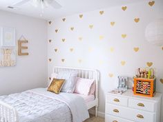 Heart Wall Decal, Fantasy Bedroom, Wall Pattern, Removable Wall Stickers, Sticker Wall, Big Girl Rooms, Heart Wall, Toddler Room, Sticker Wall Art