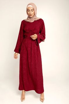 Modest Long Sleeve Dresses, Long Modest Dresses, Dress Hijab Outfit, Dresses Organza, Satin Outfit, Burgundy Gown, Tie Waist Maxi Dress, Modest Neckline, Dresses Flowy