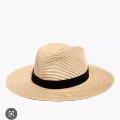 Nwt Has A Red Coloration On The Top Casual Cream Hat With Upf 50+, Casual Packable Straw Hat, Casual Cream Hats For Warm Weather, Casual Cream Hat For Warm Weather, Casual Beige Packable Straw Hat, Packable Casual Hat For Warm Weather, Casual Beige Fedora For Warm Weather, Casual Beige Packable Hat, Casual Packable Hat For Warm Weather