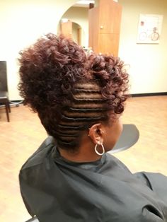 Mohawk Braid Styles, Crochet Braids Hairstyles Curls, Natural Hair Flat Twist, Natural Curly Hair Care, Braided Mohawk Hairstyles, Latest Hair Braids, Braided Twist, Alopecia Hairstyles, Flat Twist Hairstyles