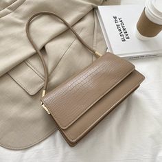 Brand Name: Jin MantangShape: FLAPHandbags Type: Shoulder BagsTypes of bags: Shoulder Crossbody BagsOrigin: CN(Origin)Main Material: PUClosure Type: HaspHardness: SOFTStyle: FashionModel Number: 12081Lining Material: PolyesterOccasion: VersatileGender: WOMENPattern Type: SolidNumber of Handles/Straps: SingleInterior: Cell Phone PocketInterior: Interior CompartmentItem Type: HandbagsApplicable people: Girl/lady/designerTypes of bags: Shoulder bagWhether spot: SpotSupprot fast: Dropshipping lower Baguette Bags, Designer Shoulder Bag, Leather Waist Bag, Small Coin Purse, Handbags Designer, Retro Mode, Handbag Patterns, Underarm Bag, Designer Shoulder Bags