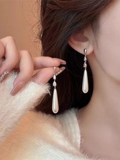 White  Collar  Plastic Rhinestones  Drop Earrings Embellished   Women Fashion Jewelry Elegant Jewelry Earrings, Long Drop Pearl Earrings, Pretty Dangly Earrings, Elegant Dangle Earrings, White Earrings Aesthetic, Long Wedding Earrings, White Teardrop Earrings, White Pearl Teardrop Earrings, Elegant Dangling Earrings