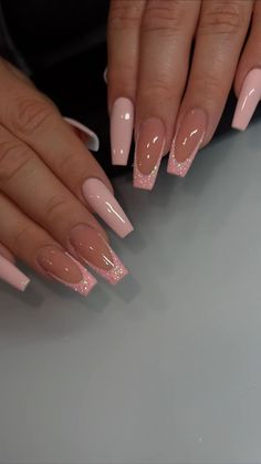 Aug Nails, Nails Acryl, Girly Nails, Holiday Acrylic Nails, Nail Acrylic, Simple Acrylic Nails, Inspo Instagram