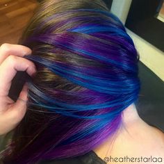 Blue Hair Highlights, Underlights Hair, Rambut Brunette, Peekaboo Hair, Violet Hair, Top Hairstyles, Hair Collection, Rainbow Hair, Grunge Hair