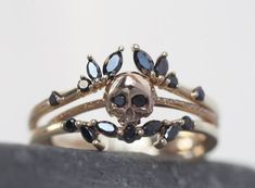 Jewelry Lookbook, Black Diamonds, Pretty Rings, Fantasy Jewelry, Diamond Sizes, Piercing Jewelry, Cute Jewelry