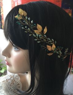 Laurel Wreath Wedding Hair, Green Wedding Hair Piece, Bridal Halo Headpiece, Green Wedding Hair, First Communion Hairstyles, Gold Headpiece Wedding, Gold Bridal Headband, Leaf Hair Piece, Leaf Tiara