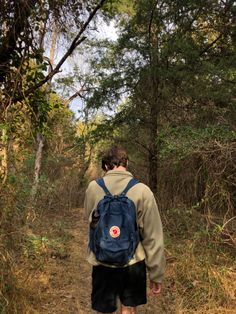 Mens Backpack Aesthetic, Hiking Men Aesthetic, Hiking Boy Aesthetic, Nature Guy Aesthetic, Earthy Guy Aesthetic, Granola Aesthetic Men, Granola Man Aesthetic, Granola Gay Aesthetic, Farmboy Aesthetic