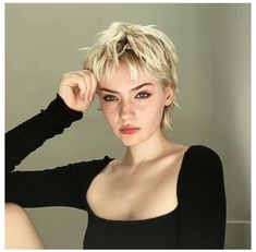 Gender Neutral Bob Haircut, Blonde Pixie Shag, Blonde Pixie Mullet, Shaved Side Pixie, Micro Mullet, Shag Pixie Cut, Grunge Pixie Haircut, Shaggy Pixie Mullet, Mullet With Shaved Sides