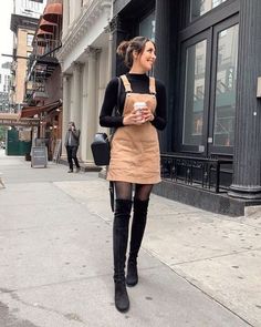 101 Simple Fall Outfit Ideas You'll Love » Lady Decluttered Perfect Winter Outfit, Rok Mini, Simple Fall Outfits, Stylish Winter Outfits, Trendy Outfits Winter, Paris Mode, Chic Sweaters, 가을 패션, Fall Fashion Outfits