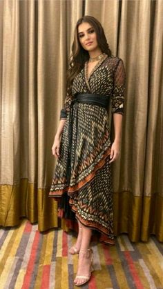 Full Sleeves Dress, Tara Sutaria, Ritu Kumar, Sari Dress, Long Kurti Designs, Asymmetric Dress, Kurta Designs Women, Bollywood Style, Designer Party Wear Dresses