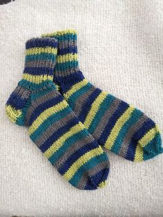 Socks for M or F, hand-knitted, warm, booties Winter Knitted Yarn Socks, Knitted Winter Socks, Handmade Cozy Green Knitting Pattern, Cozy Green Handmade Knitting Pattern, Comfortable Knitted Socks, Casual Knitted Socks, One Size, Casual Knitted Socks One Size, Hand Knitted Comfortable Yarn Socks, Cozy Knitted Yarn Socks