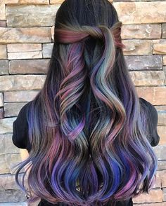 Oil Slick Hair Color, Hair Dye Trends, Oil Slick Hair, Slick Hair, Honey Blond, Underlights Hair, Undercut Designs, Pinterest Hair, Peinados Fáciles Para Cabello Corto