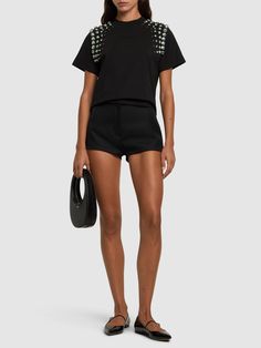 Crewneck. Embellished with crystals. Model is wearing a size38 Versace Brand, Flat Espadrilles, Swim Accessories, Heeled Loafers, Shearling Jacket, Ski Wear, Jersey T Shirt, Swimwear Tops, Cloth Bags