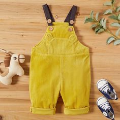 Dress your little boy 😇 in his first pair of overalls. Two buttons on each strap to adjust height. A front chest pocket for all his day-to-day needs. Fox+Blankie offers clothes that fit. Your little one makes them cute. * Material: 100% Polyester * Machine wash, tumble dry Playful Bib Front Overalls With Pockets, Playful Overalls With Bib Front And Pockets, Playful Overalls With Pockets For Playtime, Playtime Overalls With Pockets And Bib Front, Cute Overalls With Pockets For Playtime, Teddy Bear Overalls, Baby Boy Spring Outfits, Overalls Baby Boy, Spring Baby Clothes