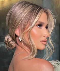 Low Bun Wedding Hairstyle Low Bun Wedding Hair, Blonde Wedding Hair, Wedding Bun Hairstyles, Low Bun Hairstyles, Short Hair Bun