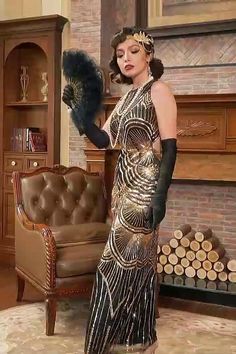 20s Fancy Dress, 1920s Dresses Formal, Harlem Nights Costumes, Great Gatsby Prom Theme, 1920s Photoshoot, Speakeasy Aesthetic, Great Gatsby Prom Dresses, Gatsby Gown, 1920s Outfit