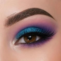 80s Eye Makeup, Make Up Inspiration, Purple Makeup, Eye Makeup Designs, Makijaż Smokey Eye, Colorful Eye Makeup, Makeup Eye Looks