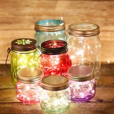 there are many jars that have lights in them