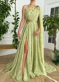 Summer Vine Sash Gown - Teuta Matoshi Summer Vine, Greek Dress, Greek Goddess Dress, Teuta Matoshi, Draped Gown, Haute Couture Gowns, Drape Gowns, Fantasy Dresses, Goddess Dress