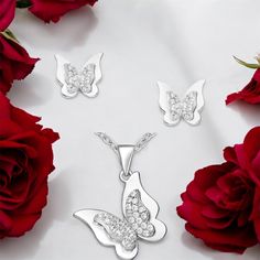 Capture elegance with our new 925 Sterling Silver Butterfly Pendant Necklace, adorned with dazzling CZ diamonds. Perfectly crafted for timeless beauty. You can select size of the chain that is already included. Butterfly Jewelry Set, Horseshoe Earrings, Moon And Star Earrings, Elephant Earrings, Silver Elephants, Butterfly Pendant Necklace, Butterfly Jewelry, Silver Butterfly, Silver Moon