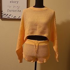 Nasty Gal Knitted Sweater/Short Set 100% Acrylic Size M Color - Apricot Perfect Lounge Wear Nwt Western Sweaters, Mock Turtleneck Sweater, Tan Woman, Cropped Cardigan Sweater, Heart Sweater, Quarter Zip Sweater, Oversized Knitted Sweaters, Cozy Pullover, Sweater Set