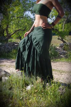 Flamenco Skirt  Green Skirt Elven Skirt Dancing Skirt by Kalbelia Elvish Clothing, Gender Euphoria, Informal Attire, Grunge Core, Dancing Skirt, Hippie Grunge, Flamenco Skirt, Colorful Skirt, Hippie Bus