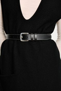 Inspired by clean lines and the masculine-feminine expression. The Louison belt was designed to be timeless, a touch of fine dressing, the perfect companion for the season's slouchy pantaloon trend. Handcrafted in Italy, the smooth leather belt is meticulously stitched with contrasting thread, serving as a discreet style statement of refined dressing. Feminine Expression, Masculine Feminine, Style Statement, Nubuck Leather, Belt Size, White Silver, Smooth Leather, Clean Lines, Leather Belt