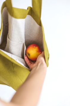 "This large linen bag is perfect for a long-awaited summer holiday, picnic, or trip to the beach. Made of soft heavyweight linen that feels lovely to the touch. Roomy enough for large towels along with other essentials. The bag has an extra linen lining, so it can easily withstand heavier items. * Which is your favorite color? Olive / Ocean / Terracotta. Beach bag approx. size: Height: 35 cm / 14\" Length: 45 cm / 18\" Width: 22 cm / 9\" Handles: 26 cm / 10\" (Strap drop length) \"Custom size av Green Summer Tote Canvas Bag, Summer Green Canvas Tote Bag, Eco-friendly Tote Shoulder Bag For Picnic, Eco-friendly Green Canvas Bag With Pockets, Perfect Beach Bag, Linen Tote Bag, Flax Plant, Oversized Tote Bag, Oversized Tote