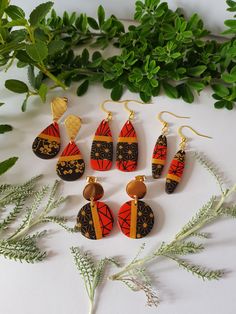 Pattern earrings, Japanese patterns, Japanese earrings, red and black earrings, Japanese jewelry, gift for her, handmade, The ear nails and ear hooks are made of 304 stainless steel (hypoallergenic) gold color, as well as the rings. Earrings to complete a chic outfit or brighten up a party outfit. Unique model! They are varnished with a matte varnish and the backs are textured. Unique models! Made in France. Handmade by me, in my little workshop. Find other unusual and original products in my sh Japanese Earrings, Patterns Japanese, Earrings Japanese, Japanese Jewelry, Unique Models, Bubble Letters, Japanese Patterns, Janis Joplin, Earrings Red