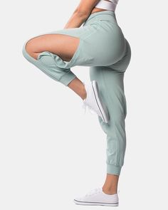 Wander Pant - Black | Athleisure Pants | Namastetics Green Athleisure, Yoga Inspiration Photos, Black Athleisure, Athleisure Pants, Perfect Pant, Body Inspiration, Seafoam Green, Yoga Inspiration, Lounge Pants