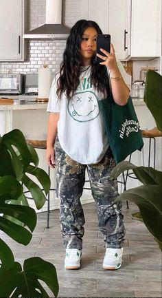 Petite Streetwear, Ptso Ideas Outfits, Ptso Ideas, Outfits Dressy, Looks Party, Tomboy Style Outfits, Looks Black, Streetwear Fashion Women, Girl Swag