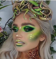 Greek Mythology Makeup, Mua Artist, Makeup Goddess, Dragon Makeup, Medusa Hair